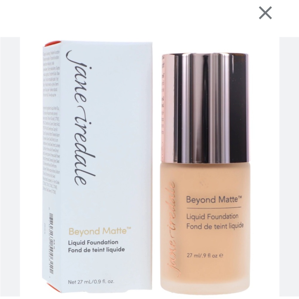 Jane Iredale Beyond Matte Liquid Foundation - Light to medium shade M6